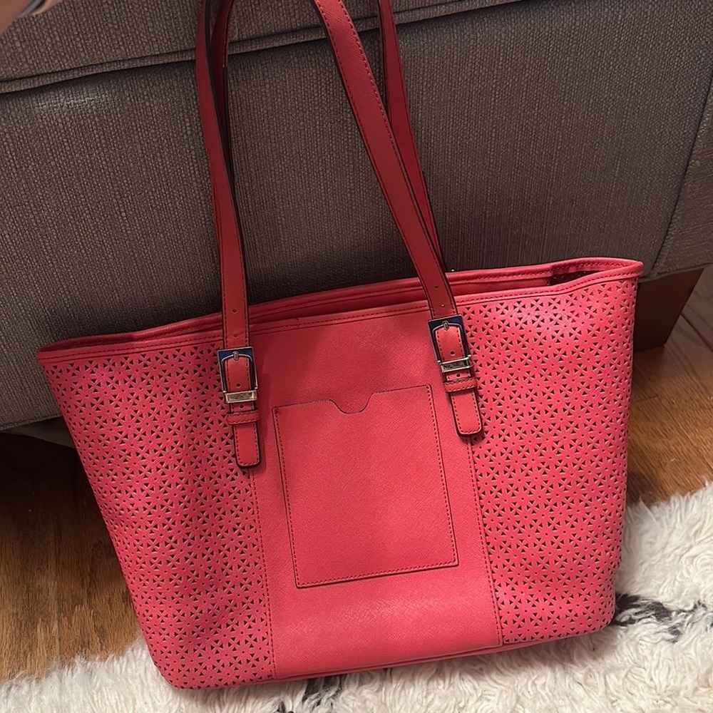 Tignanello Tote Bag Style Purse Authentic Leather​​